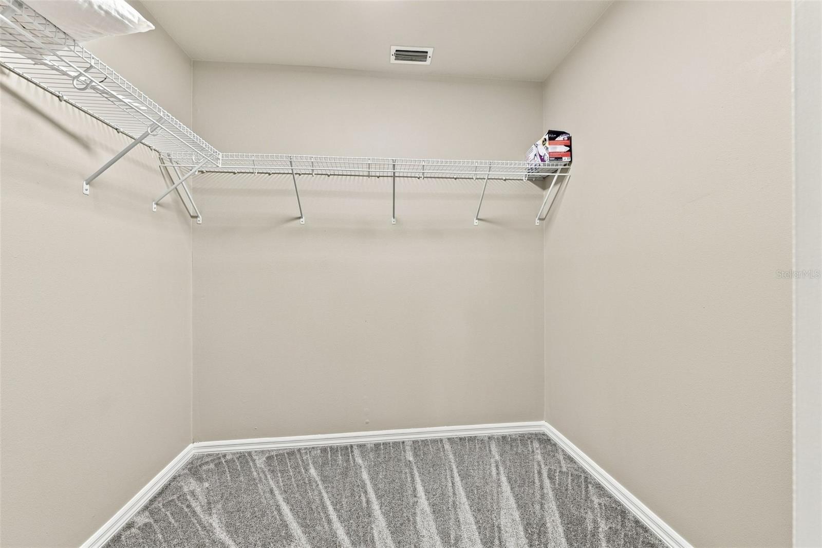 128 LOOKOUT DR — photo 18