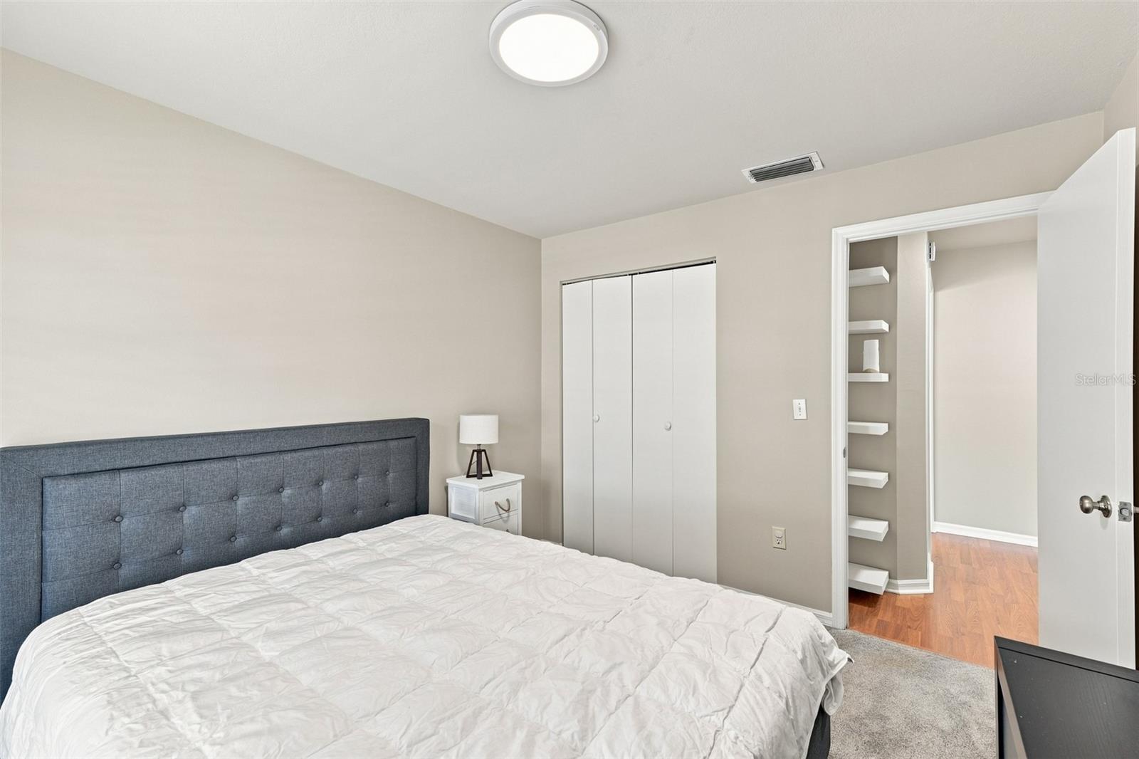 128 LOOKOUT DR — photo 21