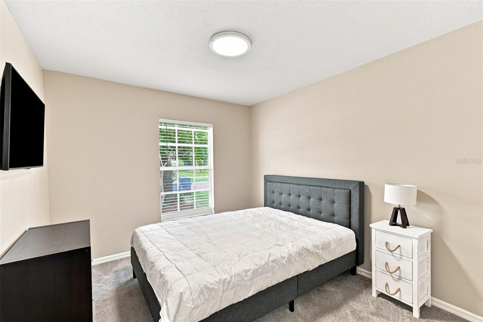 128 LOOKOUT DR — photo 20