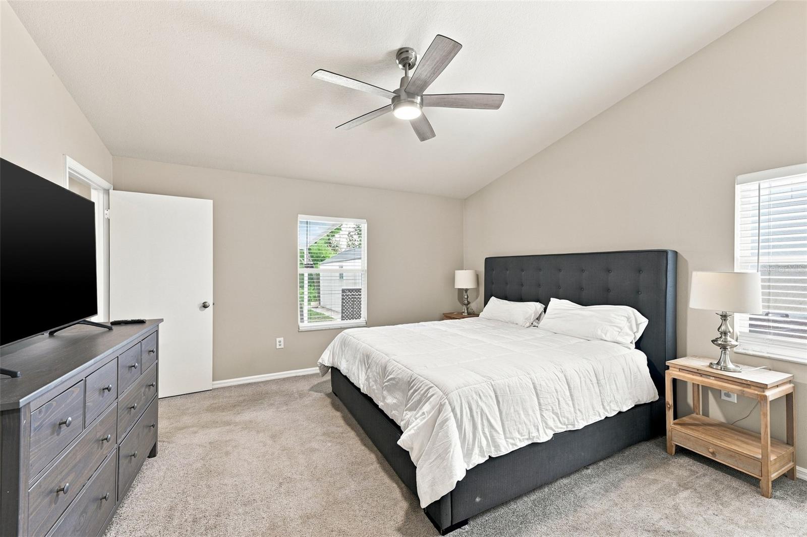 128 LOOKOUT DR — photo 14