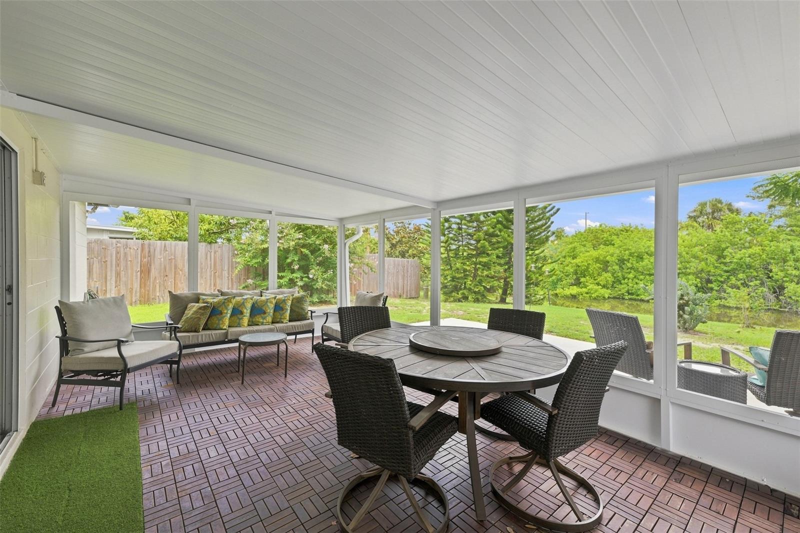 128 LOOKOUT DR — photo 28