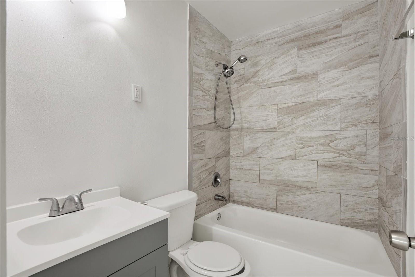 5303 CARLTON RD — photo 8