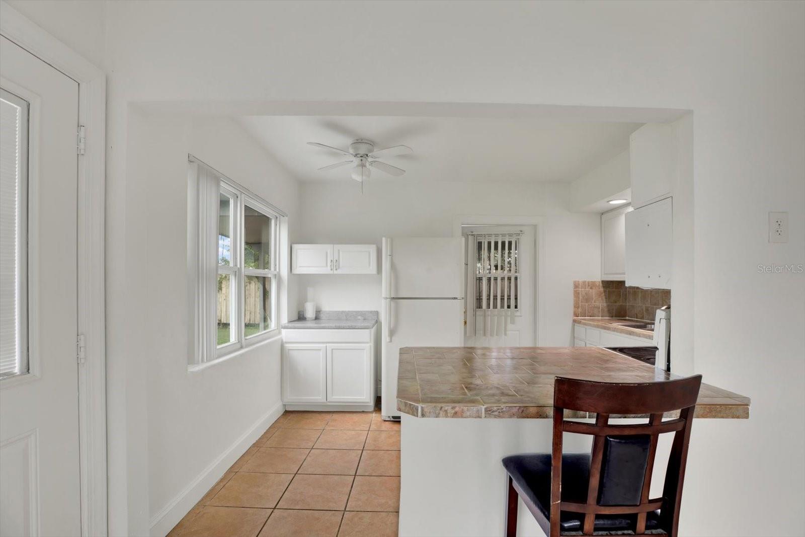 5303 CARLTON RD — photo 3