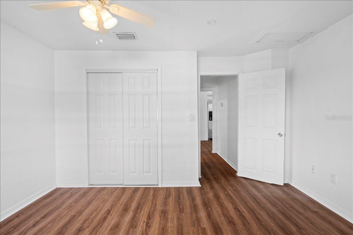 704 E WILMA ST — photo 13