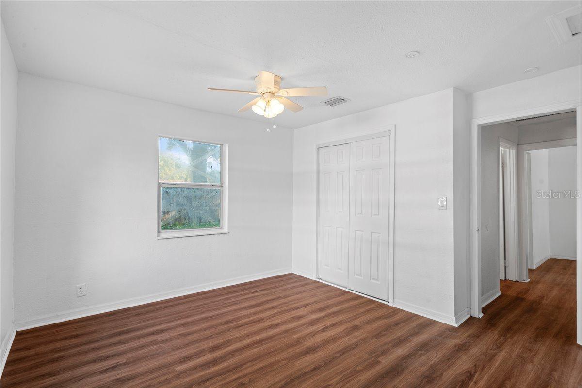 704 E WILMA ST — photo 14