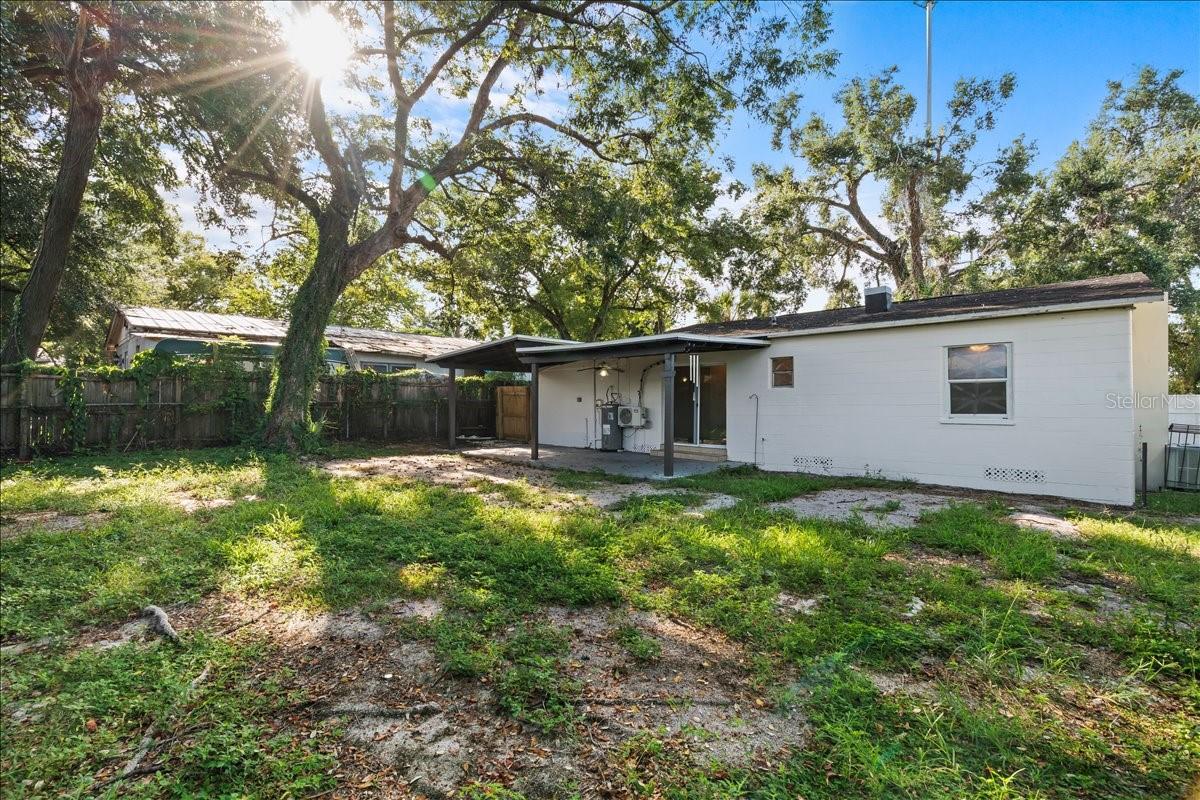 704 E WILMA ST — photo 21