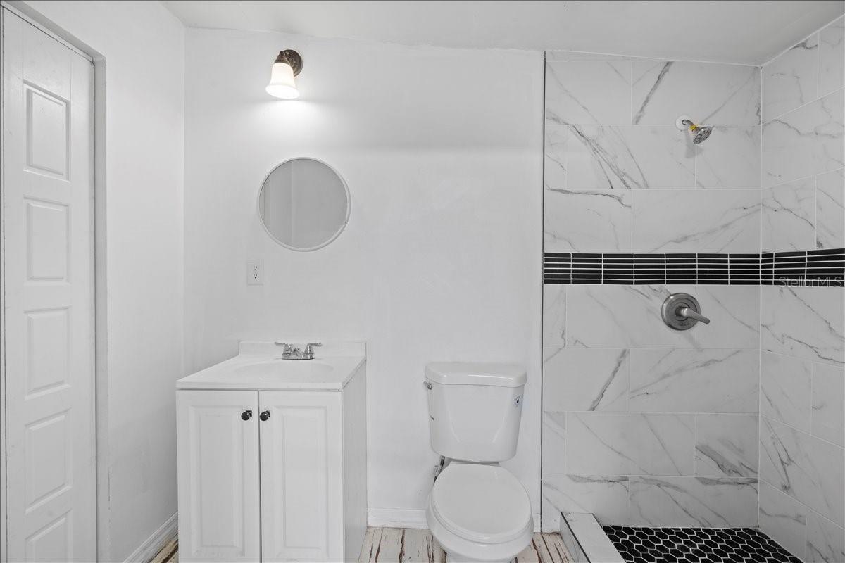 704 E WILMA ST — photo 25