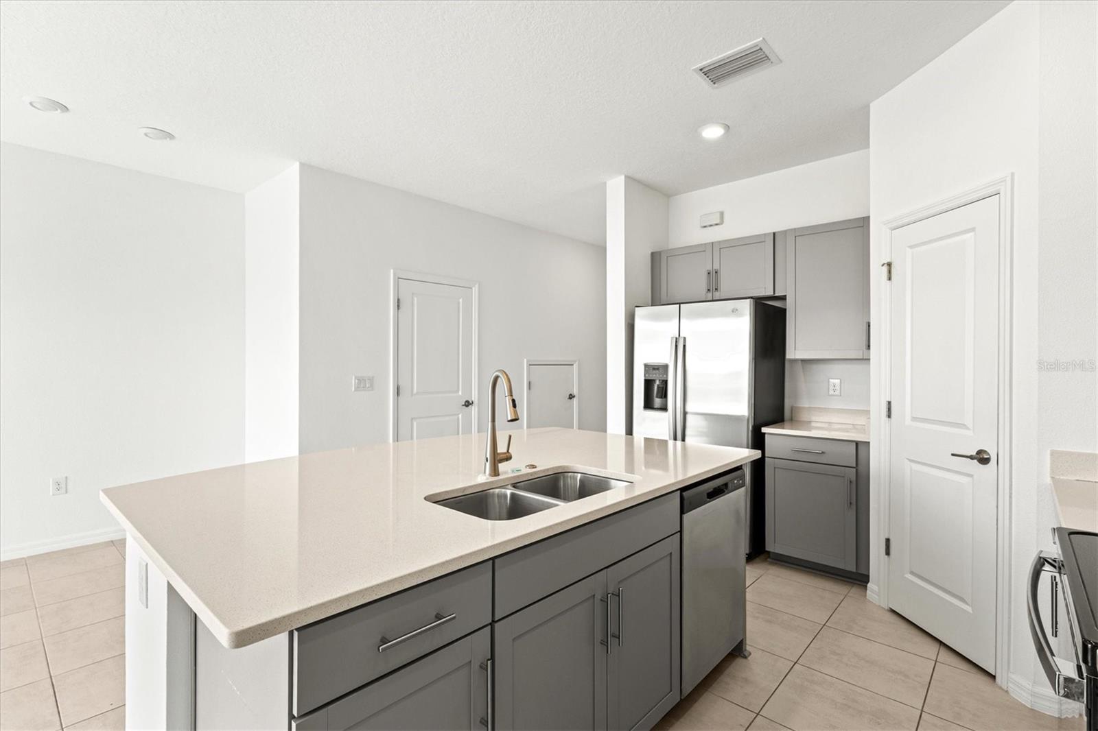 5712 HAVEN TER — photo 14
