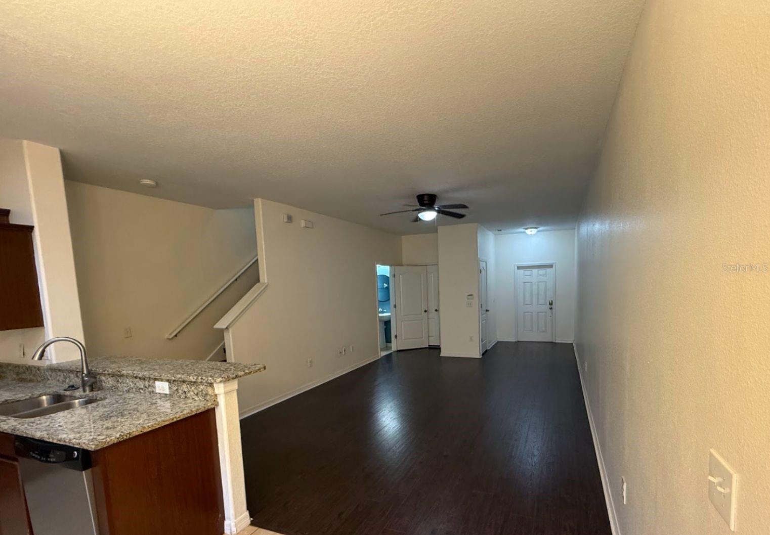 2807 LANTERN HILL AVE — photo 4