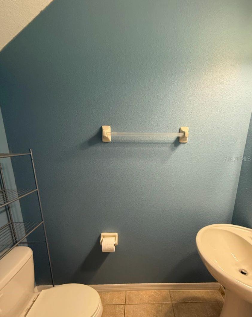 2807 LANTERN HILL AVE — photo 8