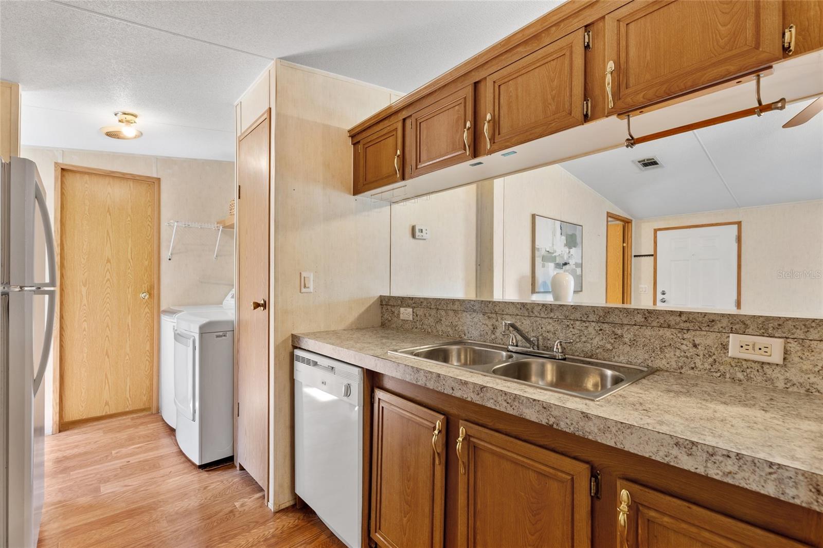 15620 HAYS RD — photo 52