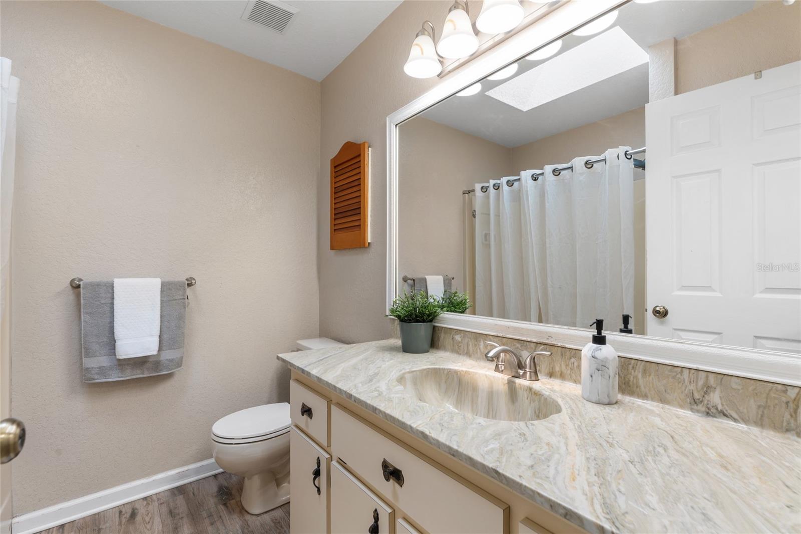 15620 HAYS RD — photo 18