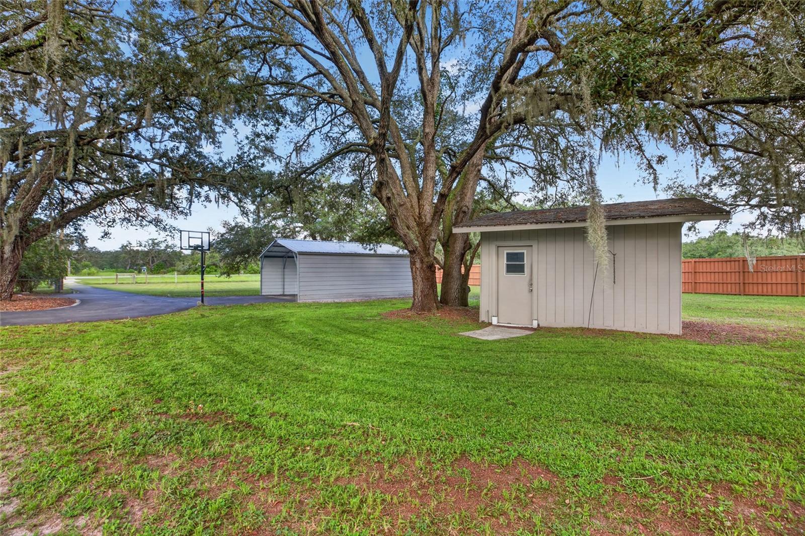 15620 HAYS RD — photo 40