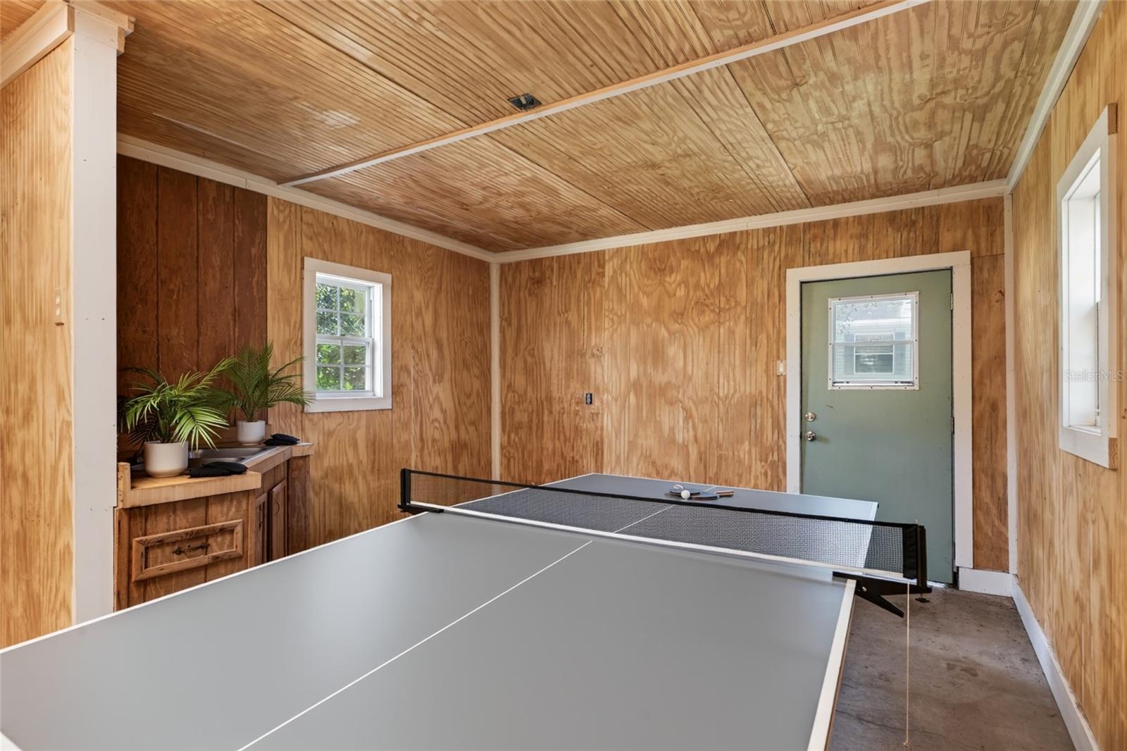 15620 HAYS RD — photo 42