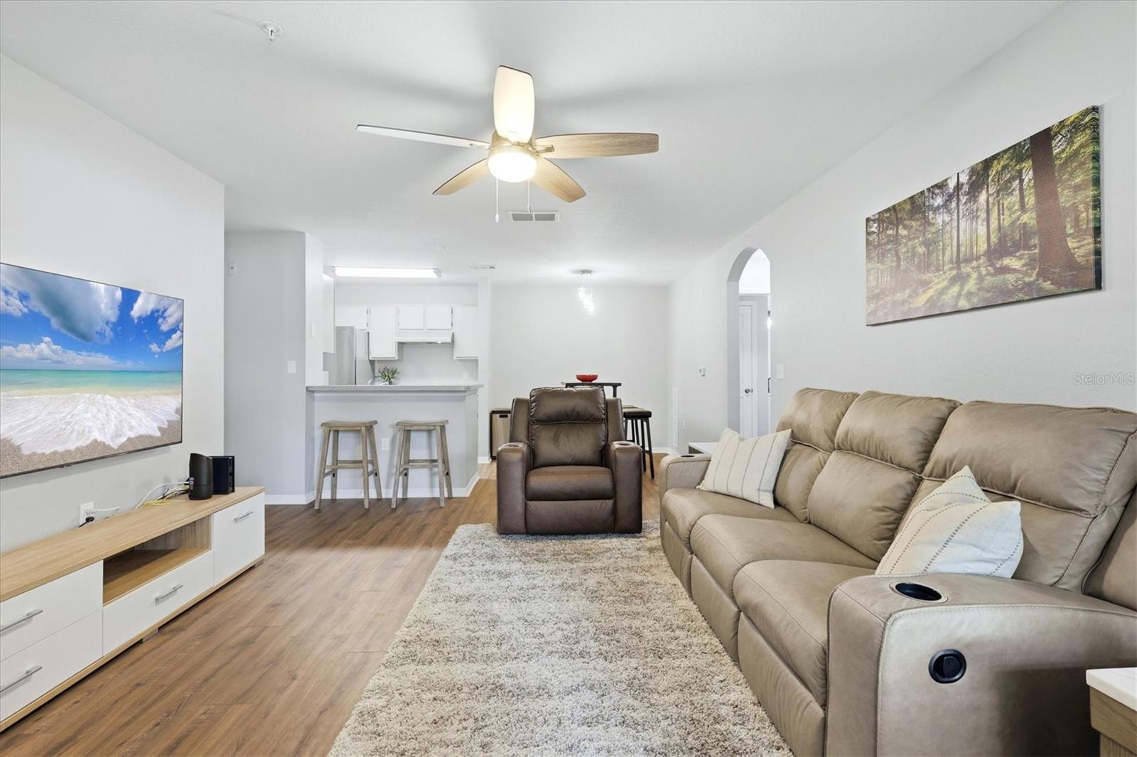 8926 MANOR LOOP #103 — photo 3