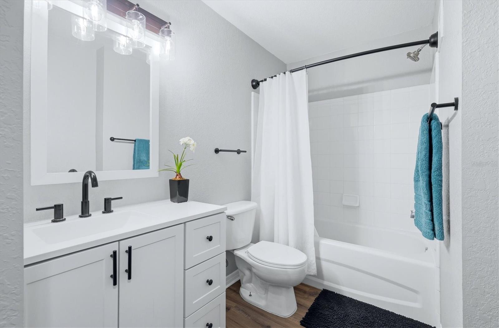 8926 MANOR LOOP #103 — photo 8