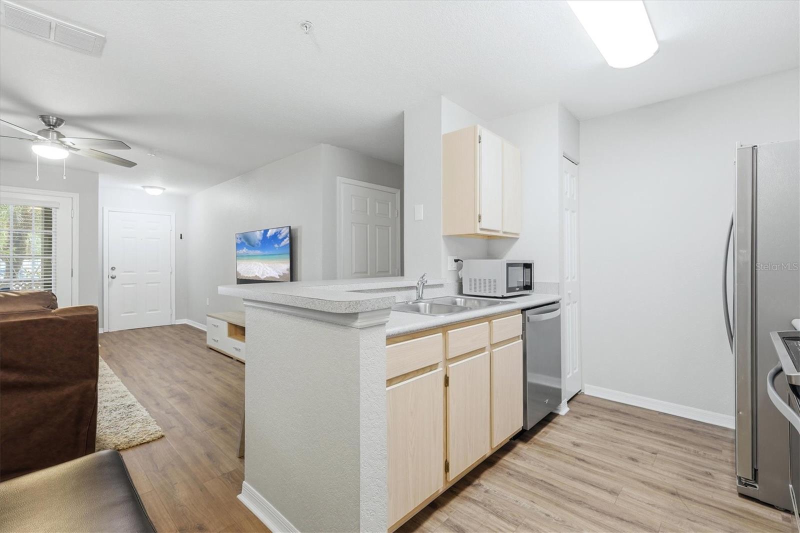 8926 MANOR LOOP #103 — photo 14