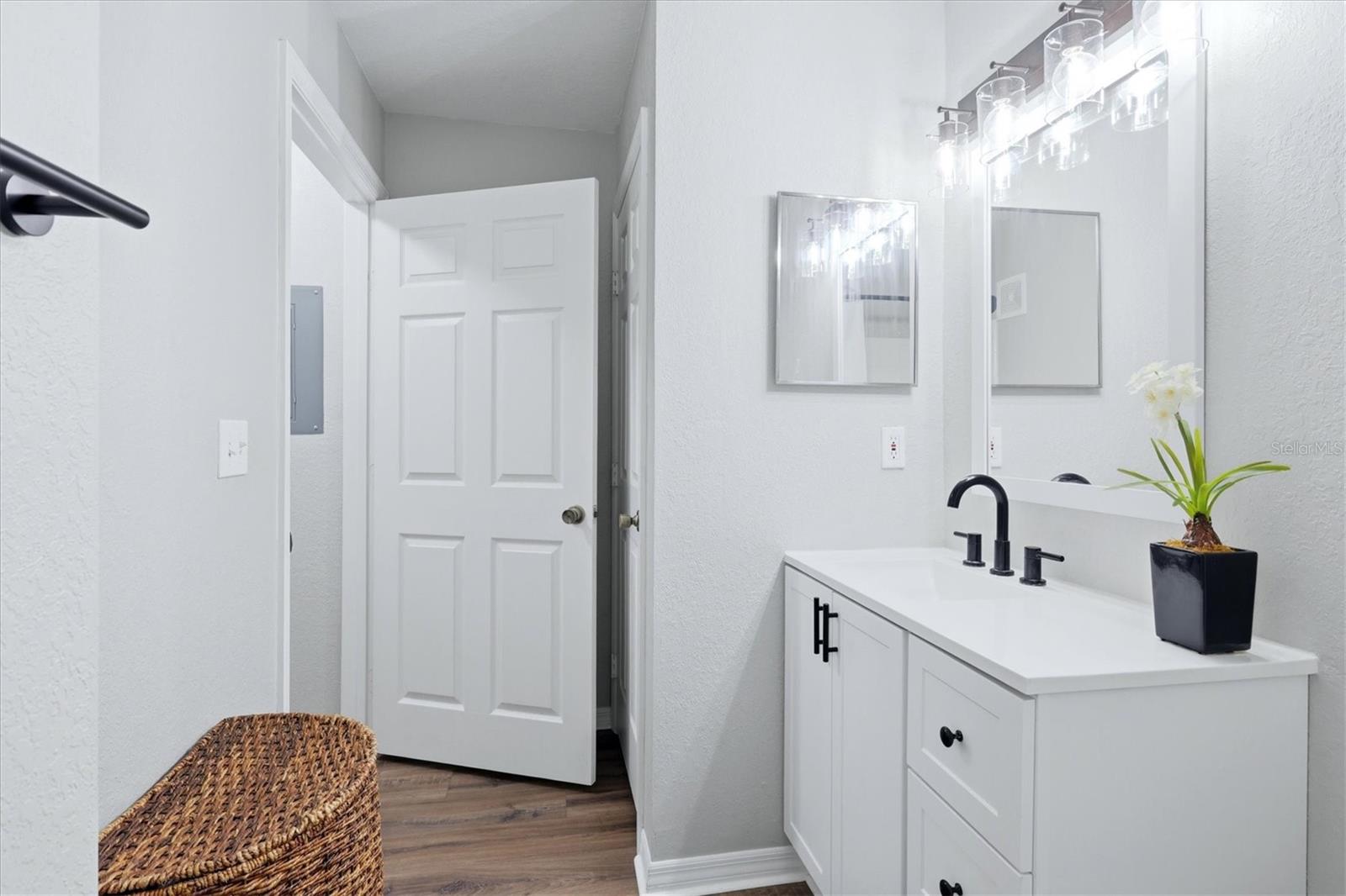 8926 MANOR LOOP #103 — photo 9