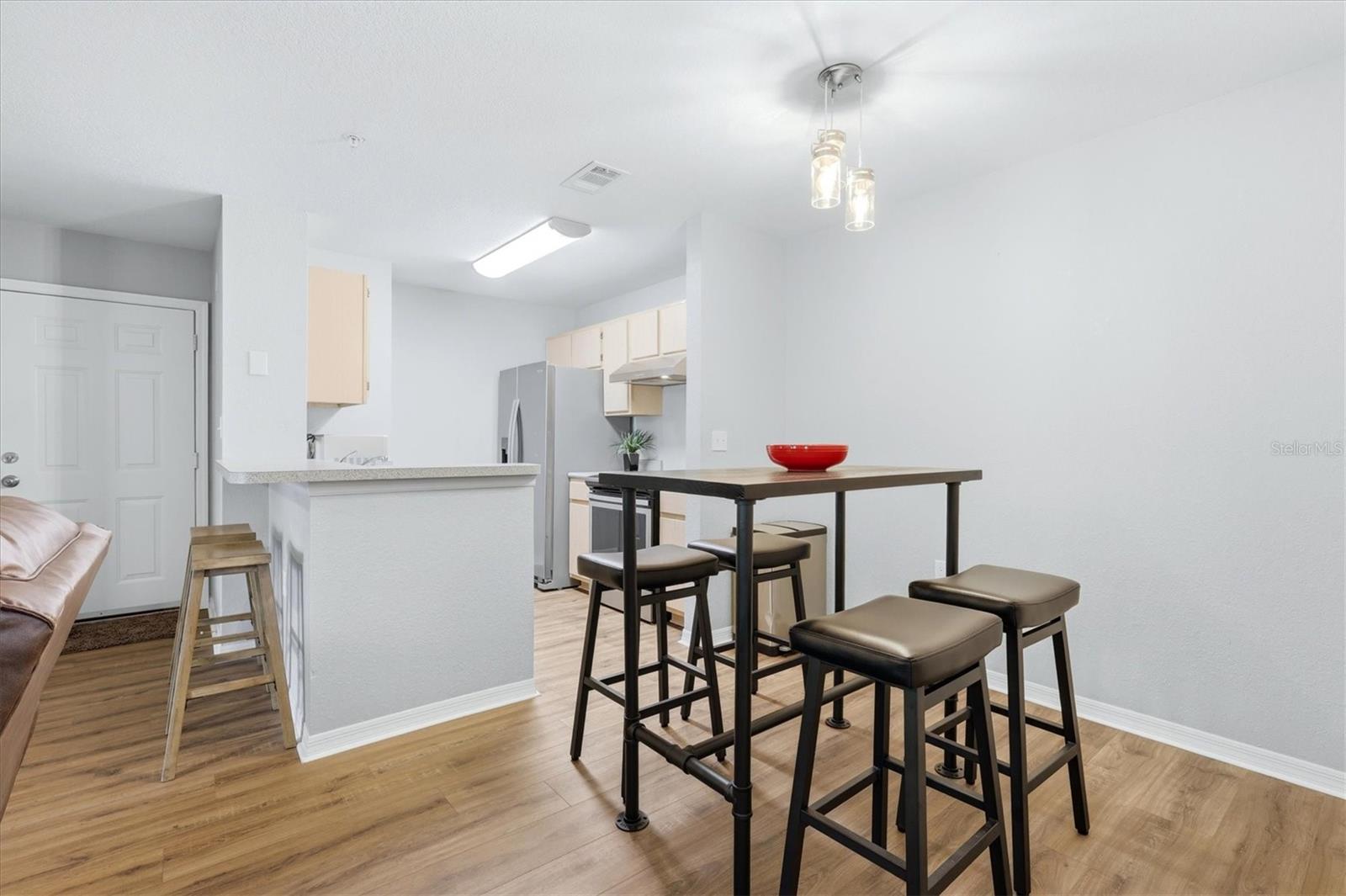 8926 MANOR LOOP #103 — photo 18