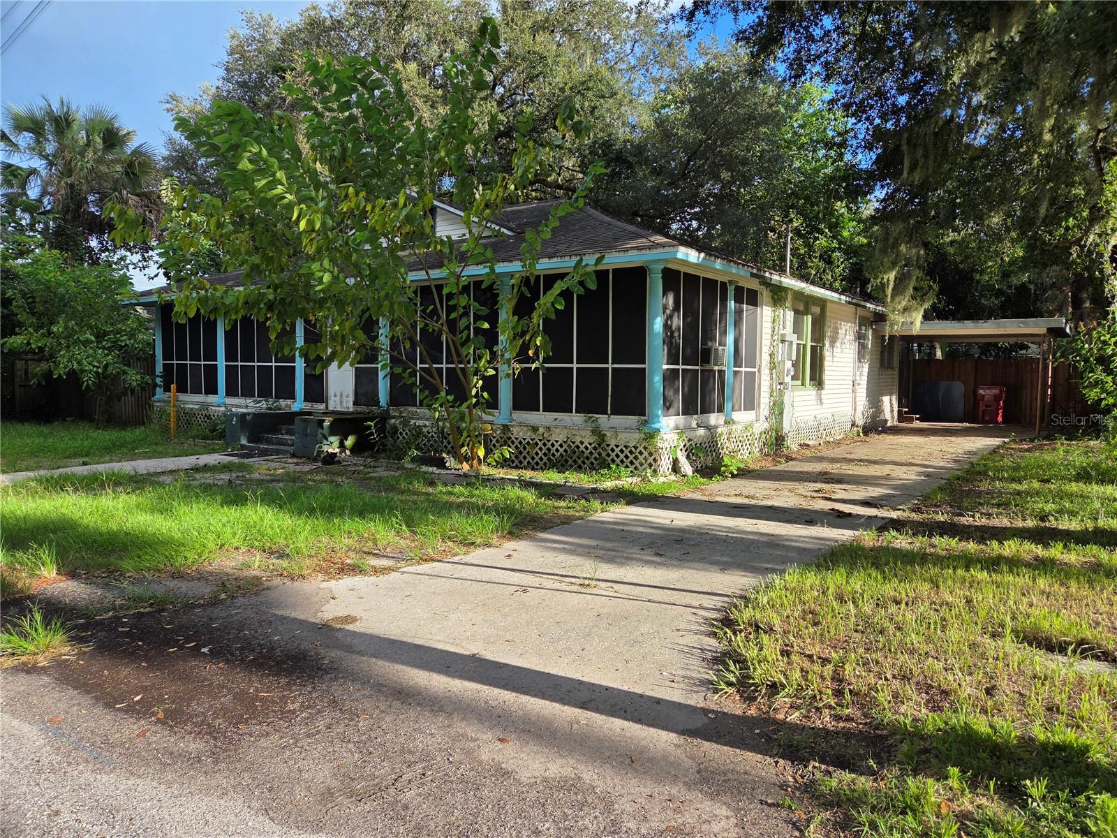 113 W STRICKLAND ST — photo 3