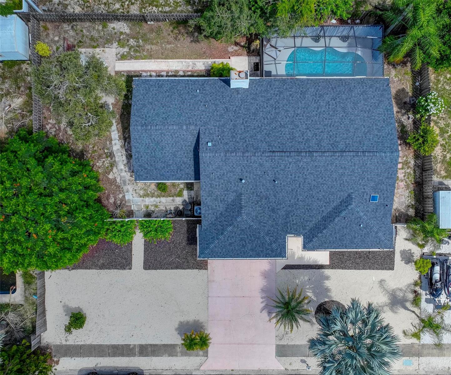 1016 GOSHEN RD — photo 5
