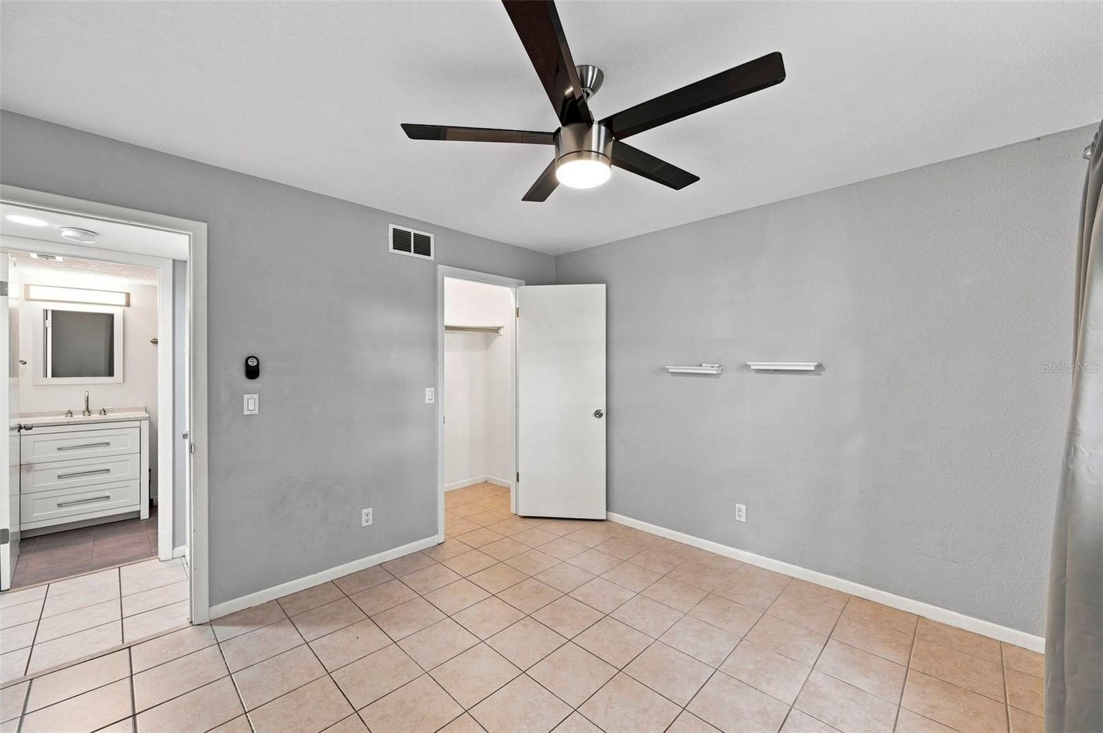1000 TARPON WOODS BLVD #302 — photo 29