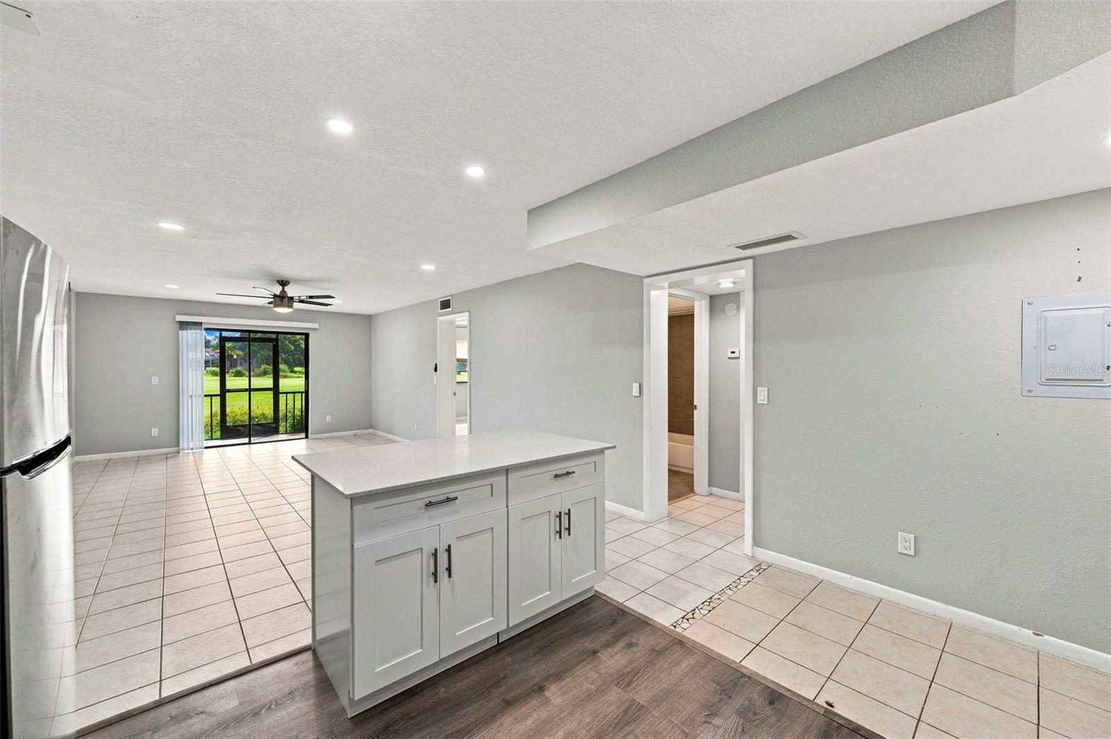 1000 TARPON WOODS BLVD #302 — photo 11