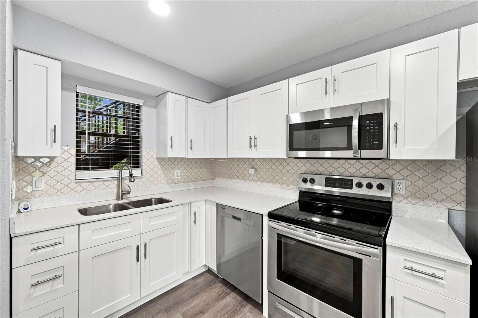 1000 TARPON WOODS BLVD #302 — photo 12