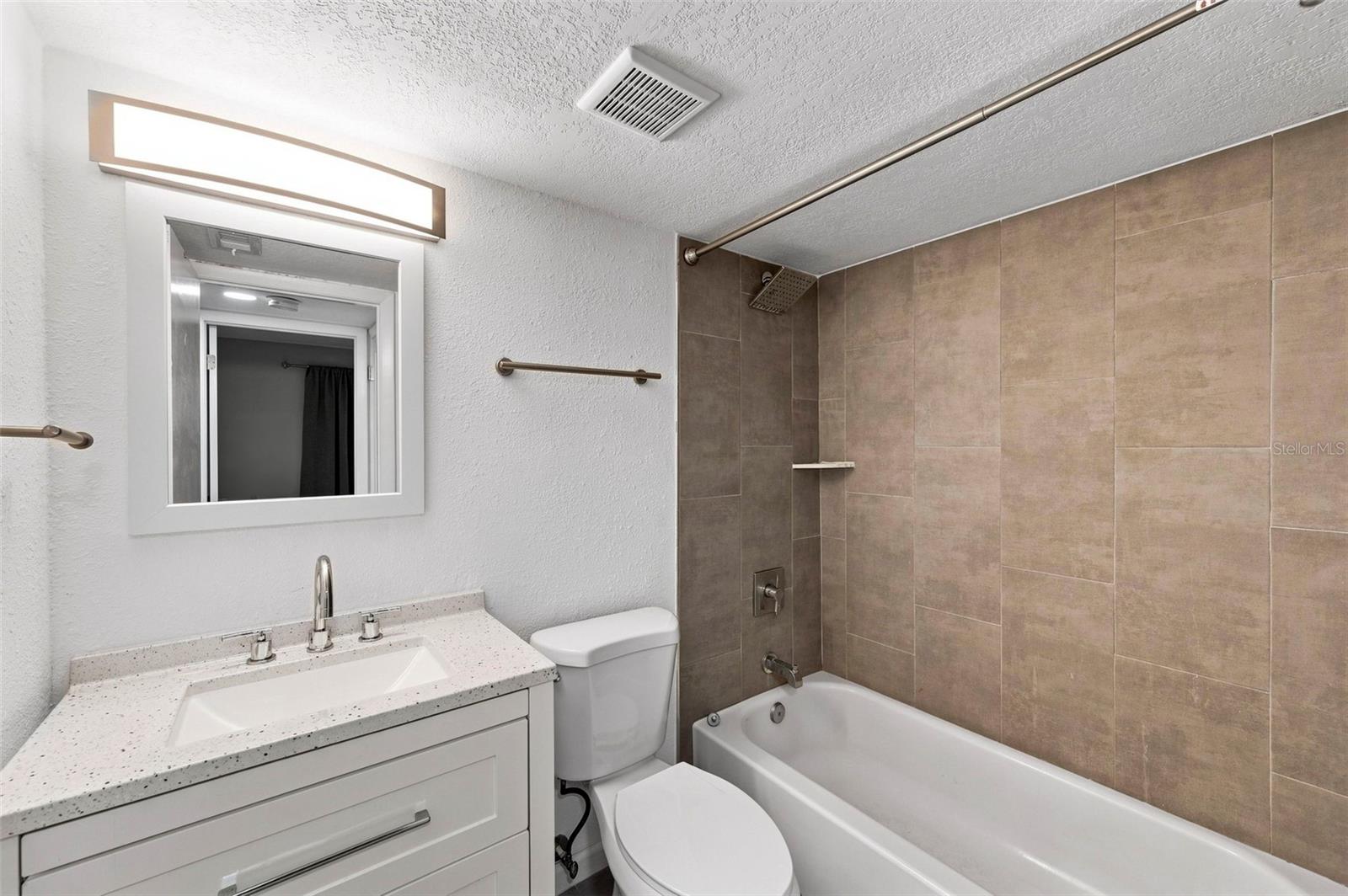 1000 TARPON WOODS BLVD #302 — photo 32
