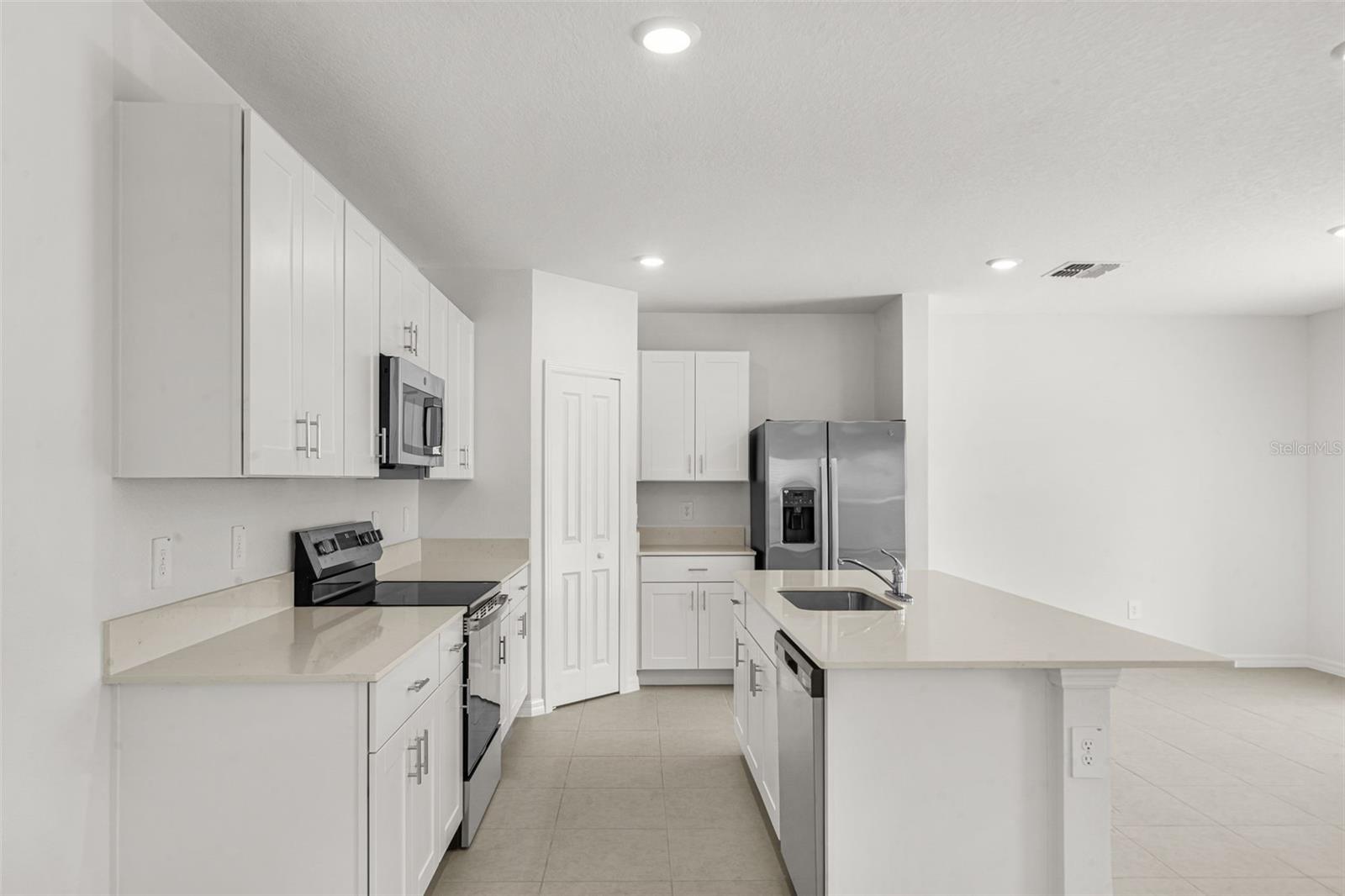 5767 PURPLE FINCH AVE — photo 12