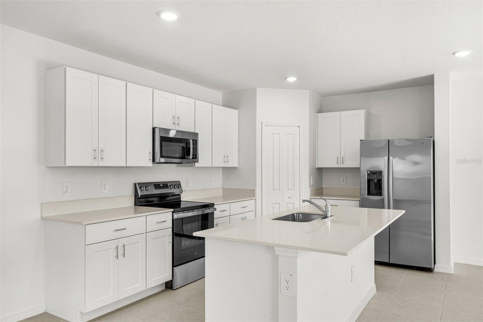 5767 PURPLE FINCH AVE — photo 11