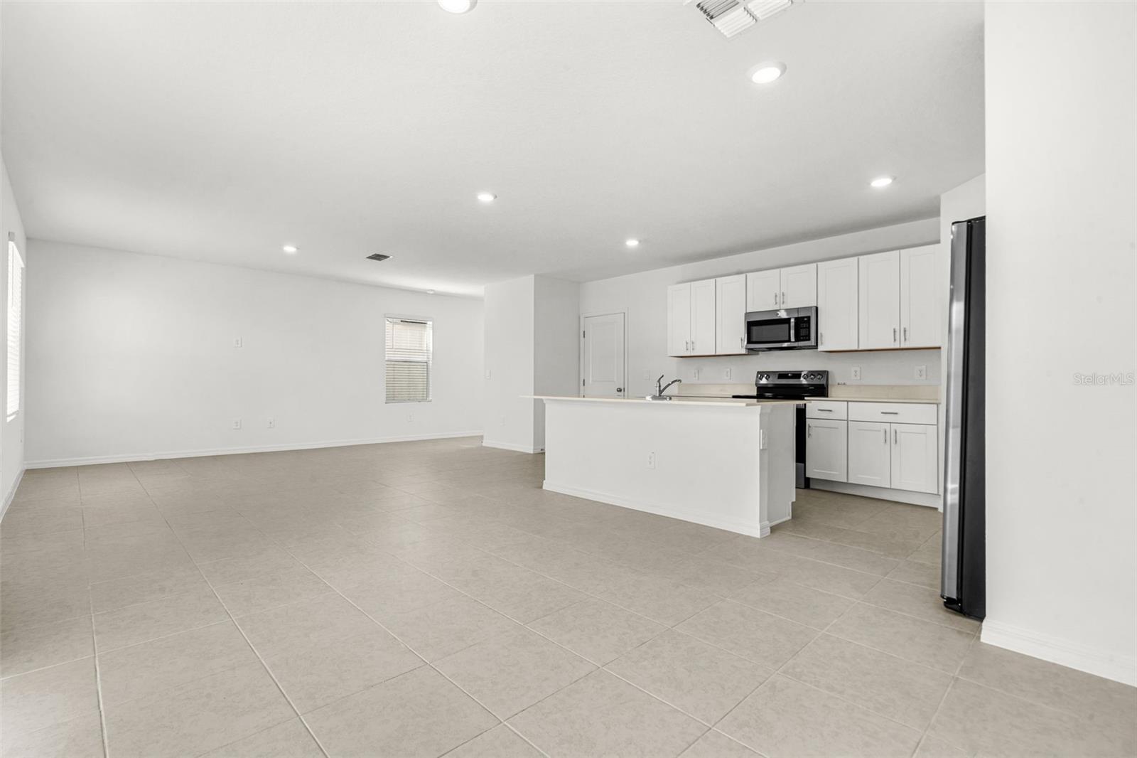 5767 PURPLE FINCH AVE — photo 9