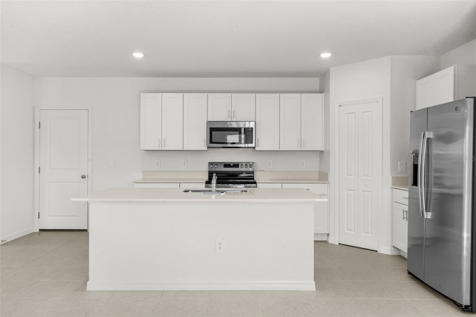 5767 PURPLE FINCH AVE — photo 10