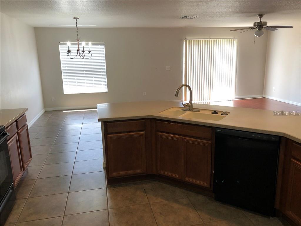 5116 CELLO WOOD LN — photo 10