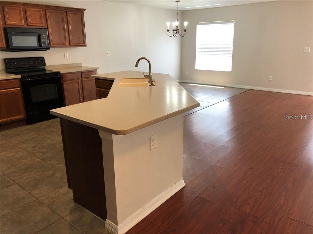 5116 CELLO WOOD LN — photo 5