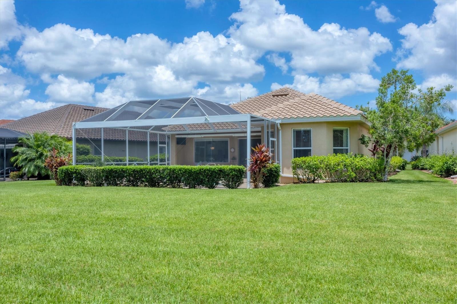 5641 WHISPERING OAKS DR — photo 38