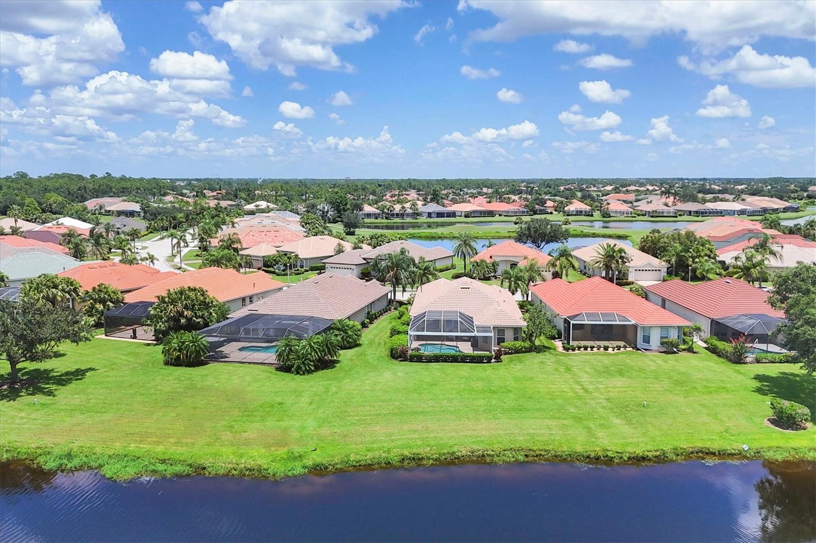 5641 WHISPERING OAKS DR — photo 43