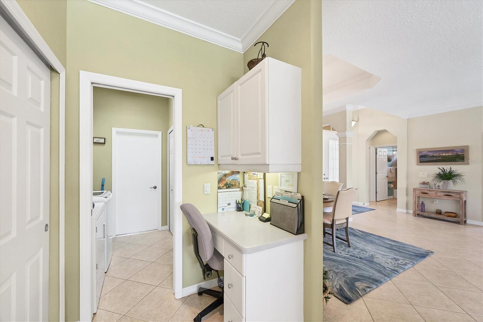 5641 WHISPERING OAKS DR — photo 31