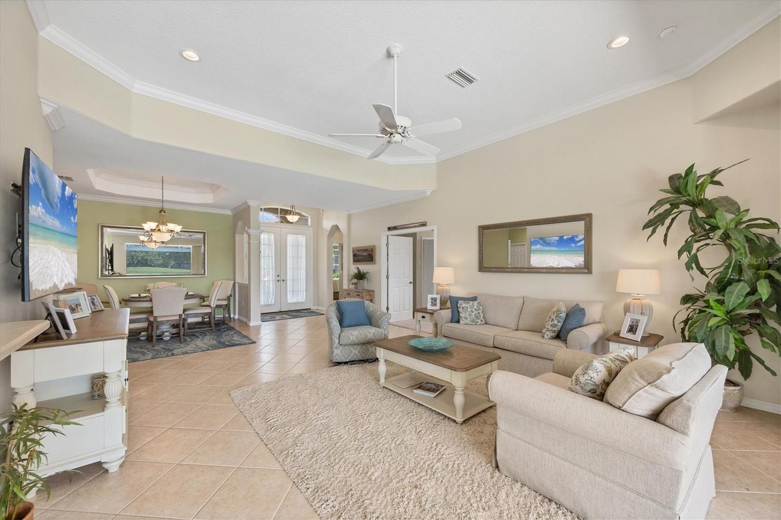 5641 WHISPERING OAKS DR — photo 15