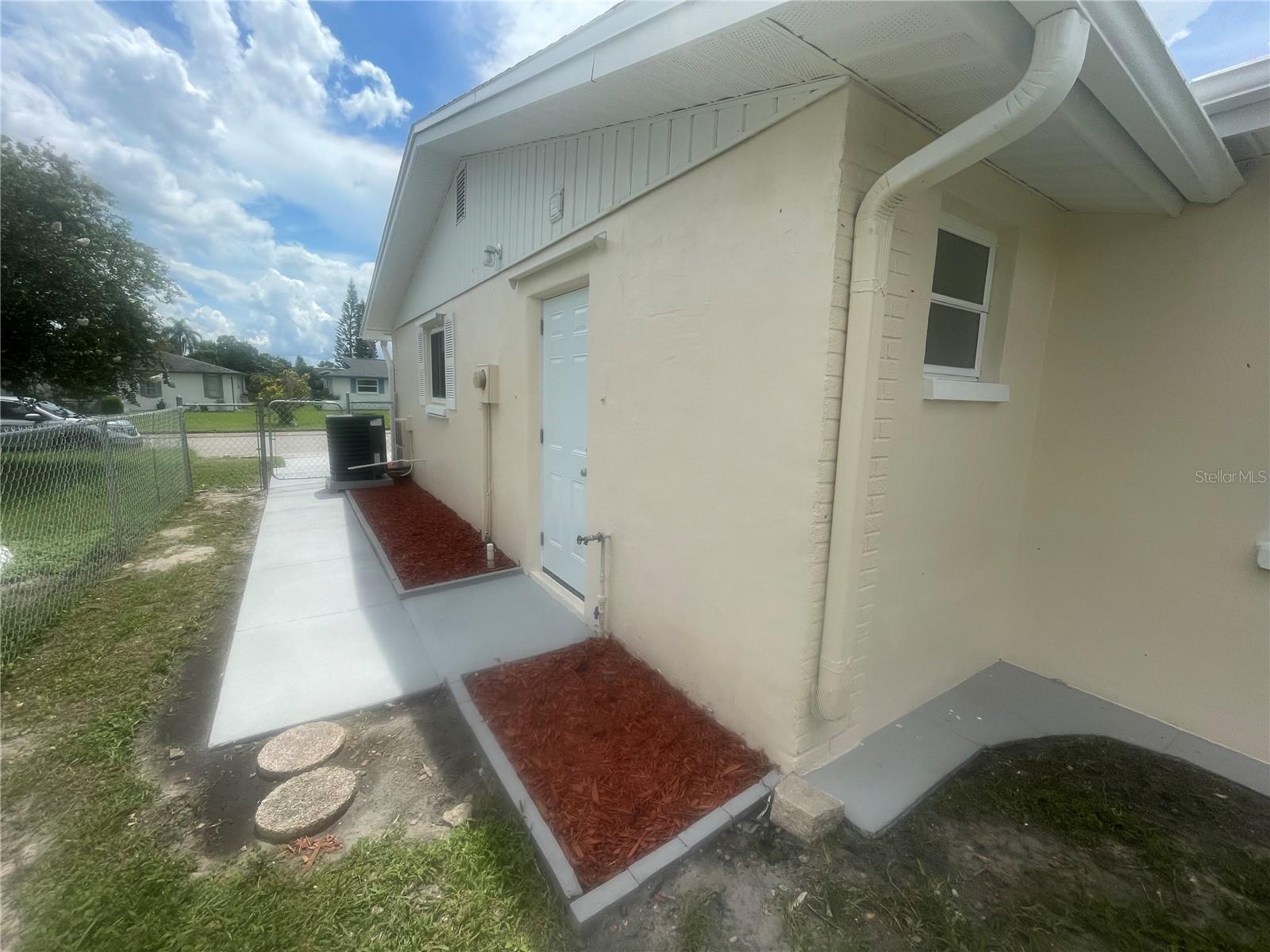 7025 CUTTY SARK DR — photo 27