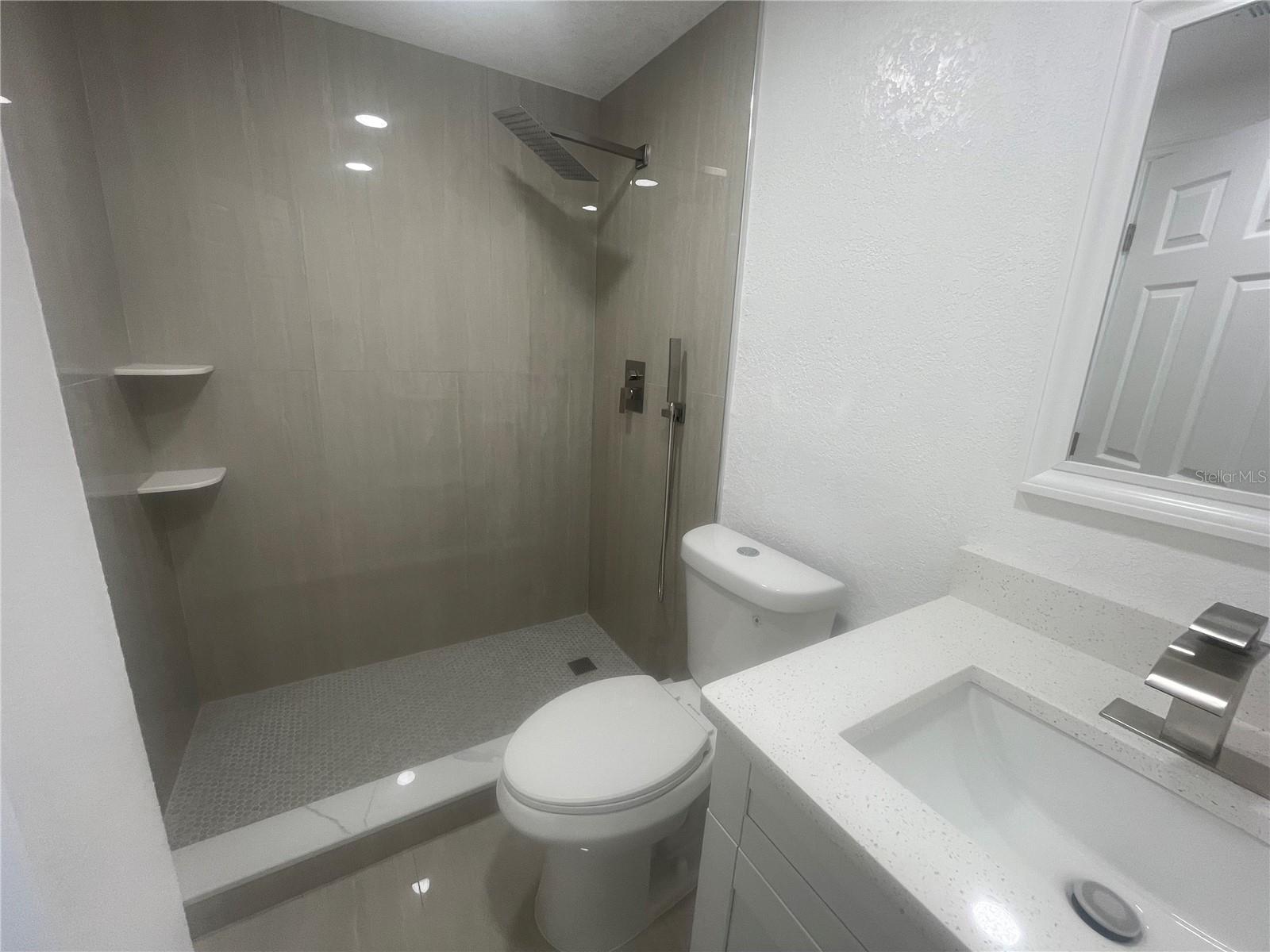 7025 CUTTY SARK DR — photo 16