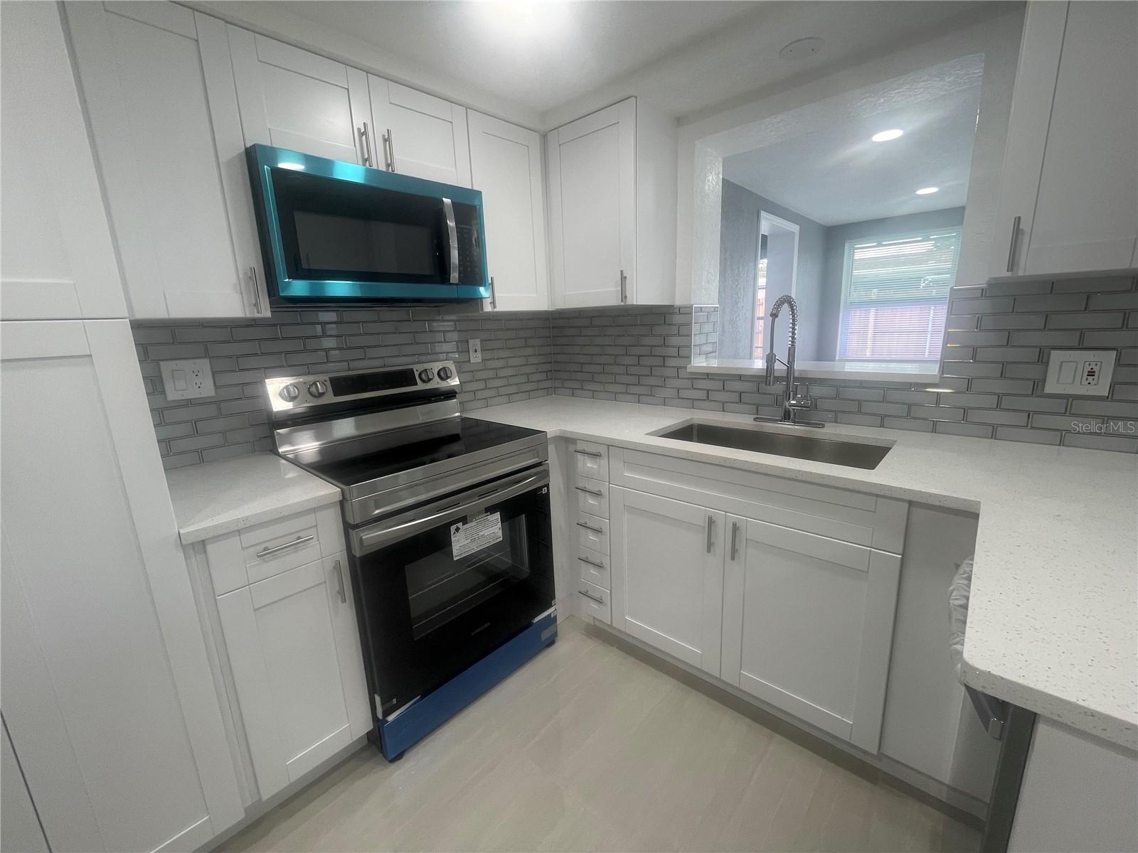 7025 CUTTY SARK DR — photo 10