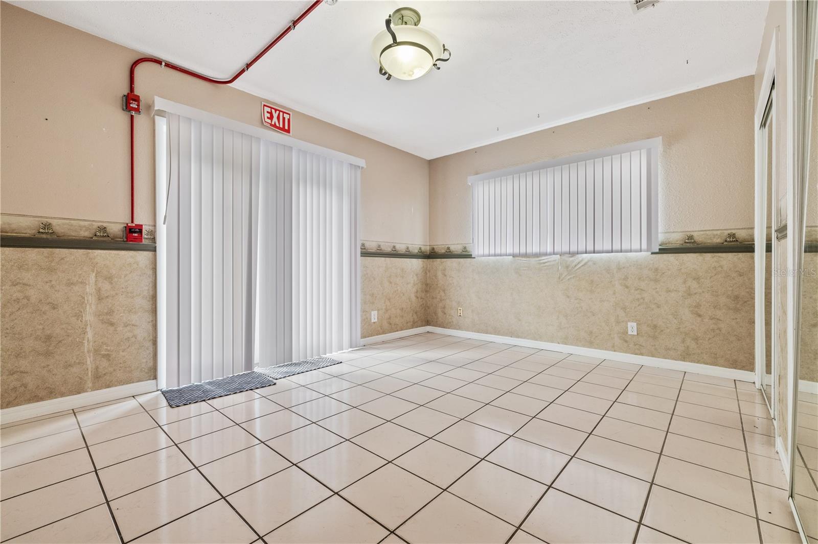 711 N PARSONS AVE — photo 11