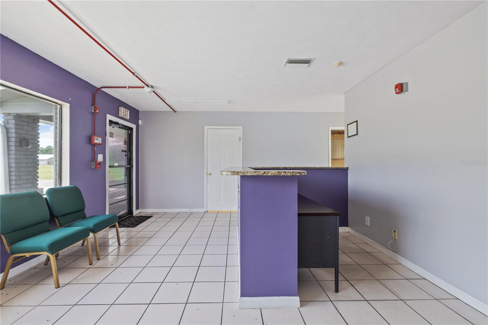 711 N PARSONS AVE — photo 8
