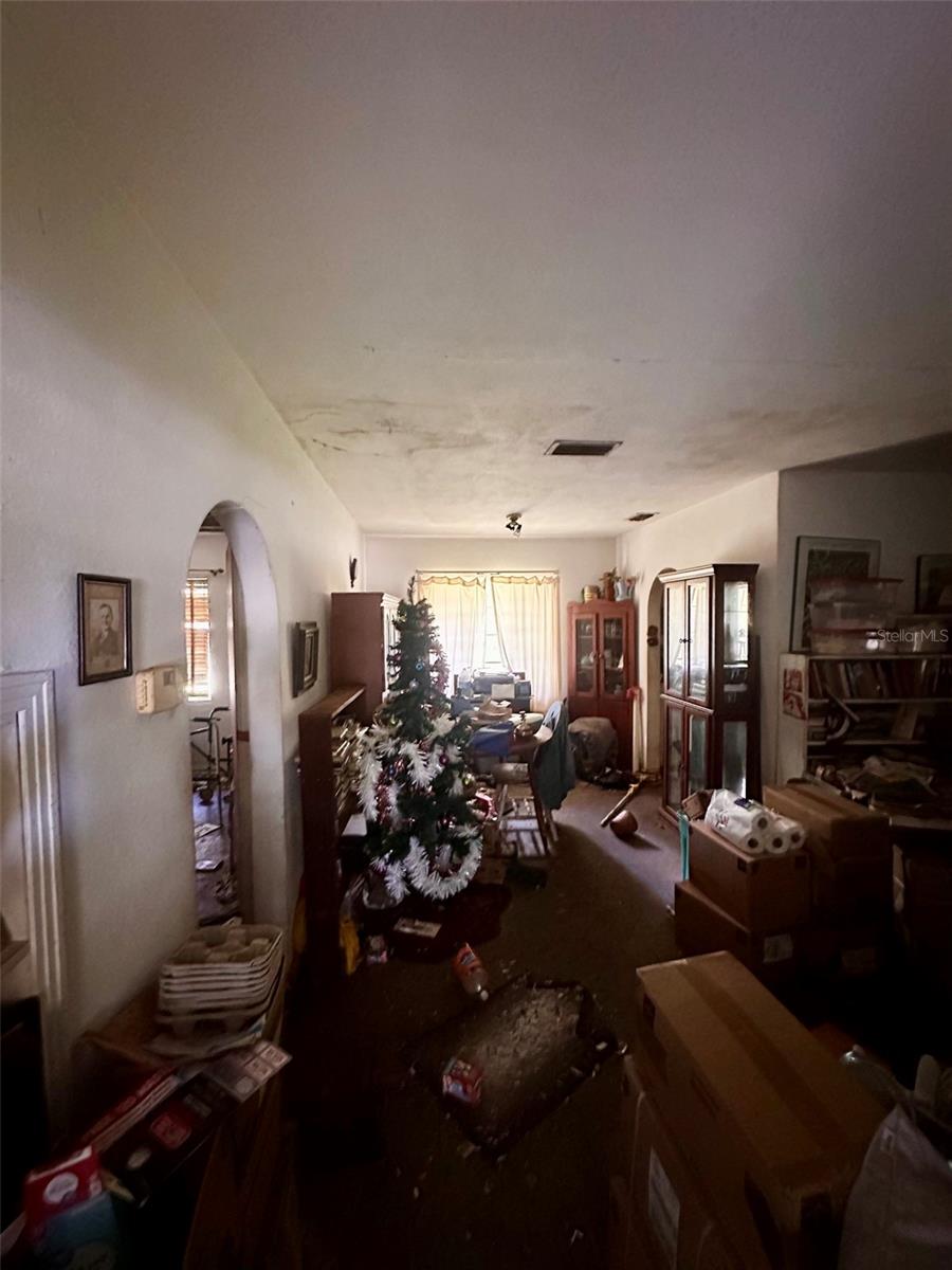 115 S ORION AVE — photo 2