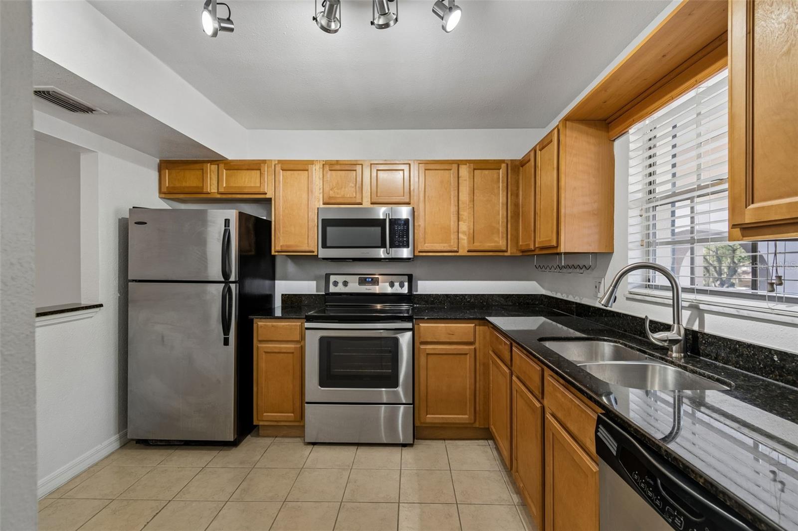 10354 CARROLLWOOD LN #197 — photo 6