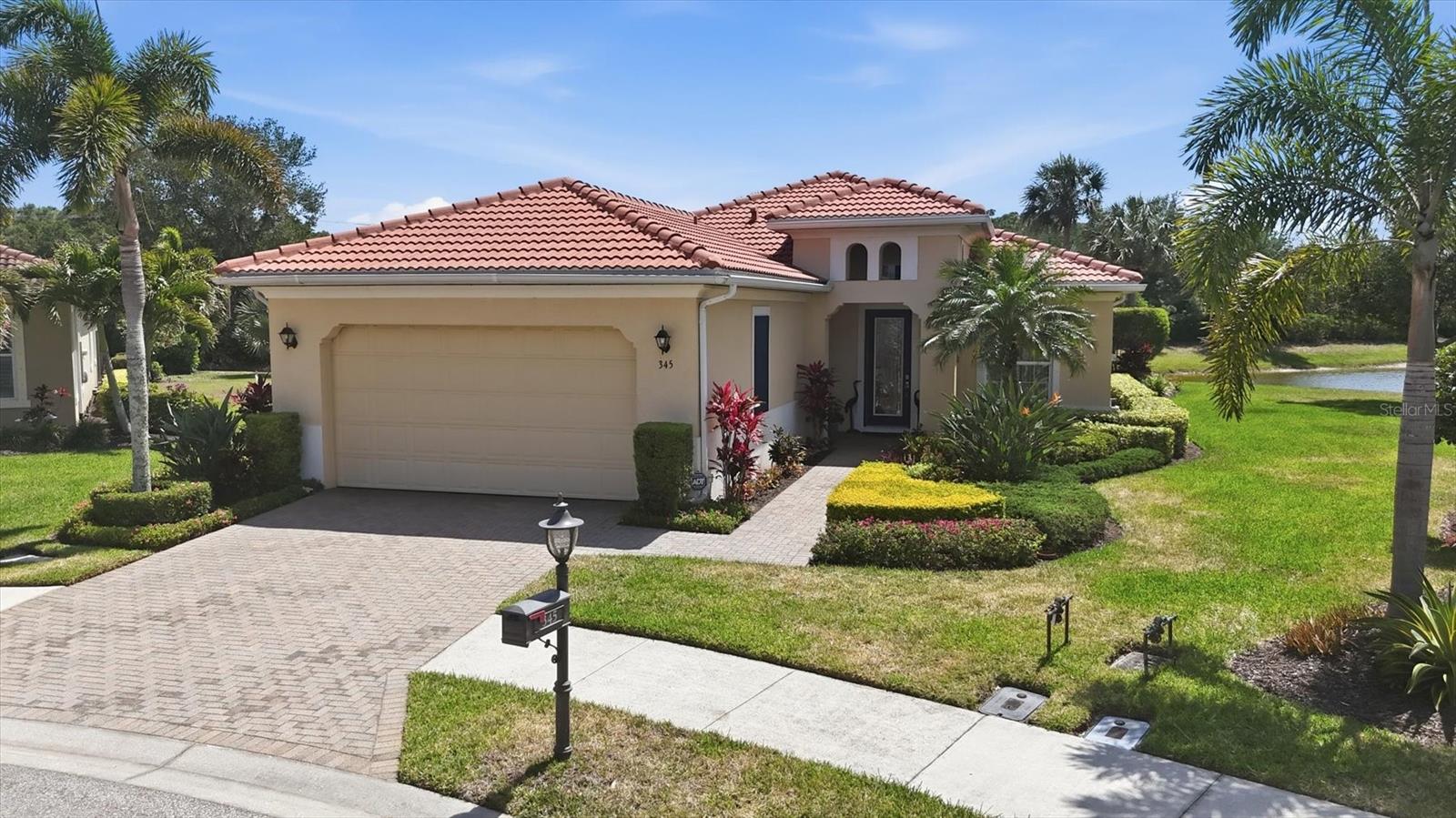 345 SAVONA WAY — photo 2