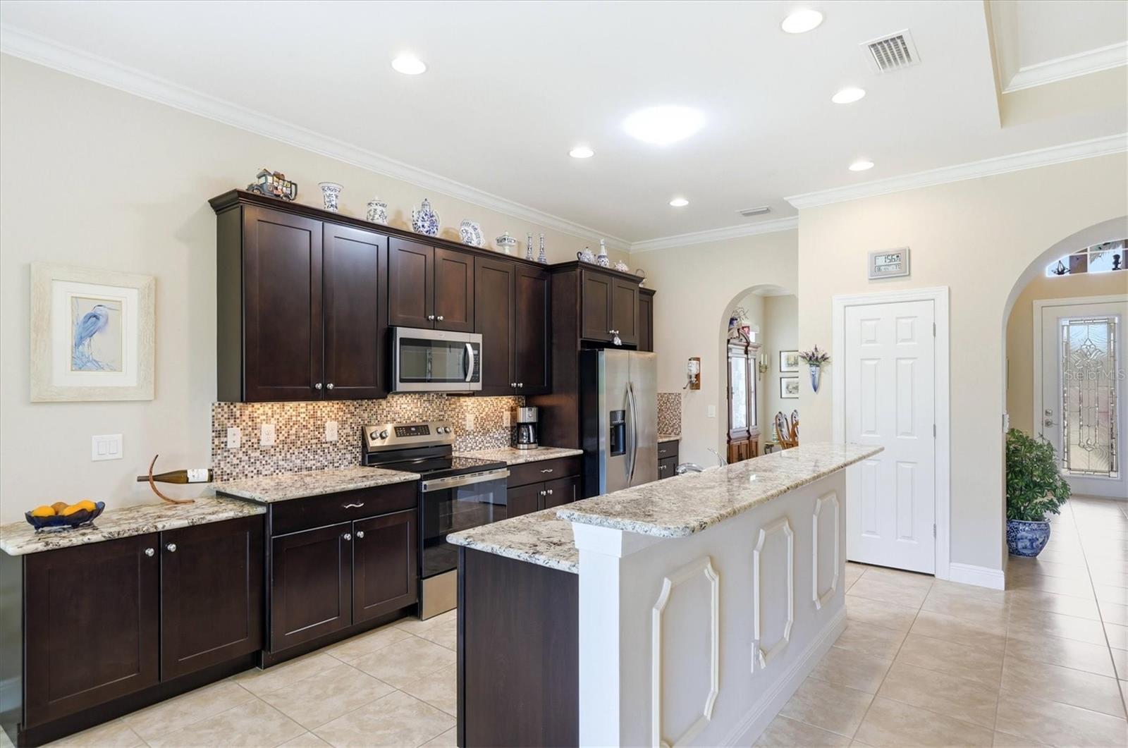 345 SAVONA WAY — photo 40