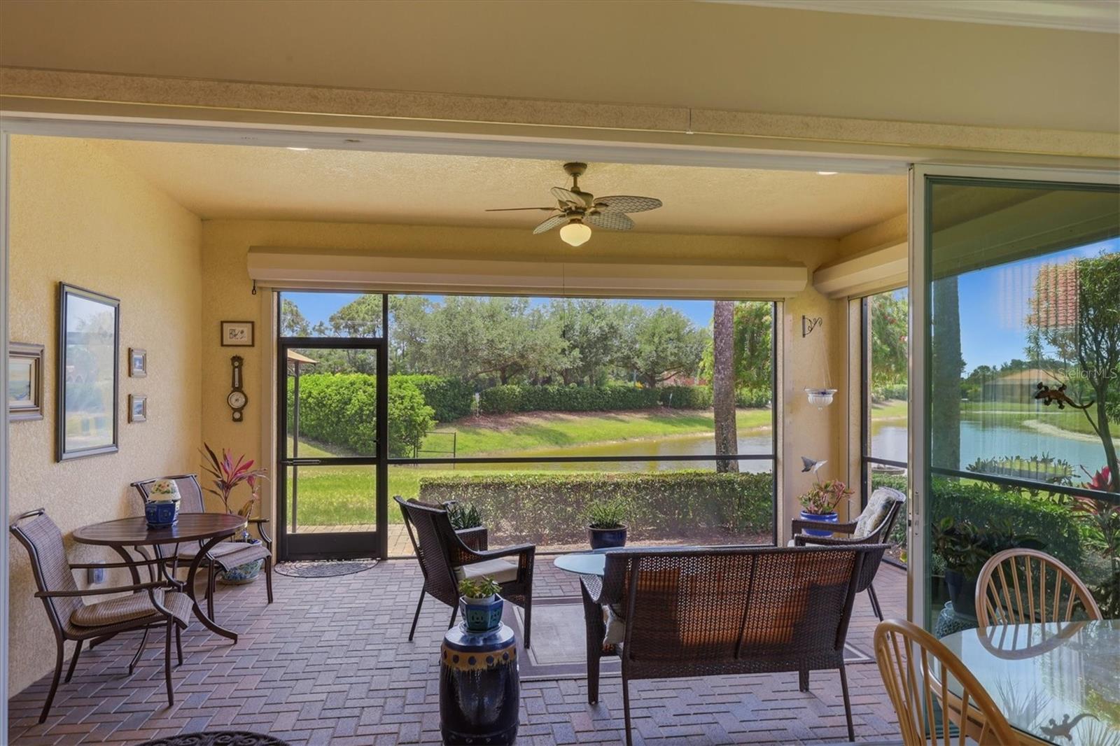 345 SAVONA WAY — photo 17