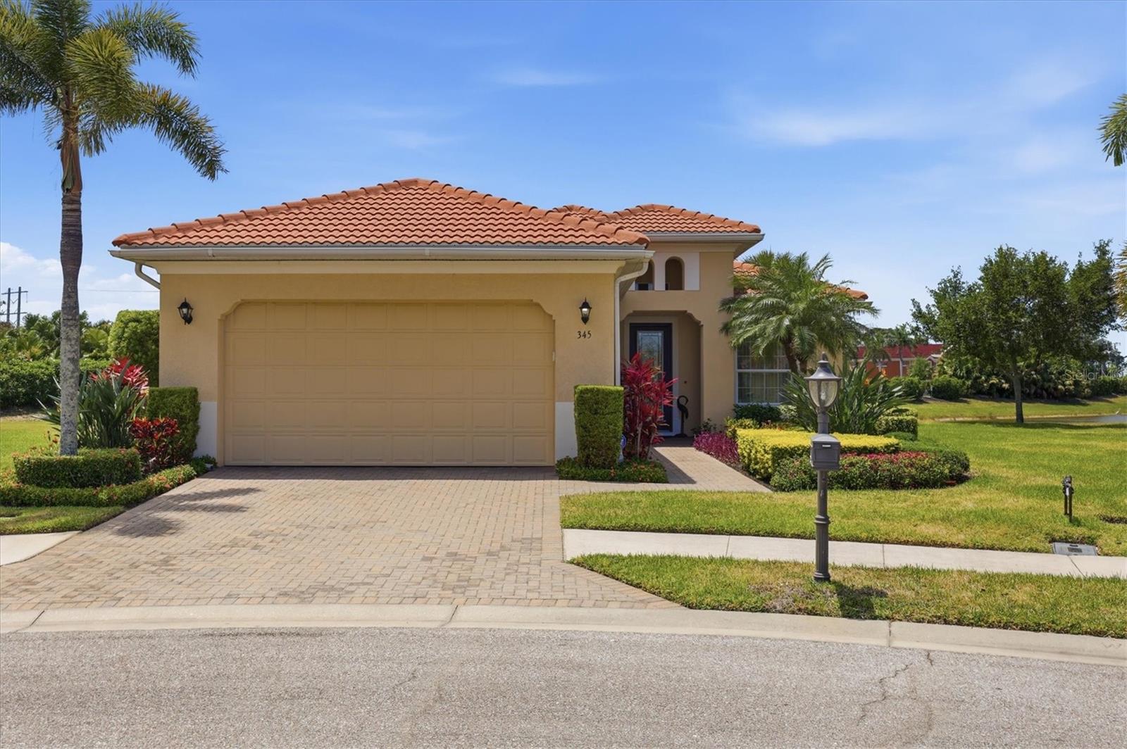 345 SAVONA WAY — photo 3
